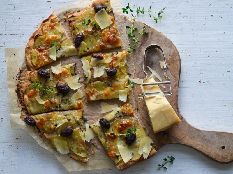 Potato Pizza with Double Cheese & Olives – The Best Vegetarian Pizza!