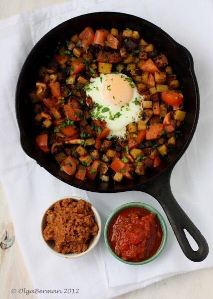 Mexican Brunch Skillet with Sweet Potatoes, Chorizo, Aubergine & Runny Eggs